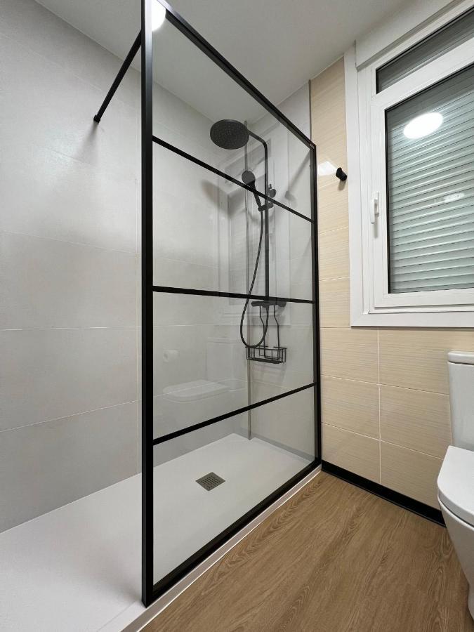 Amplio Y Centrico Piso Con Patio. Appartement A Coruña Buitenkant foto